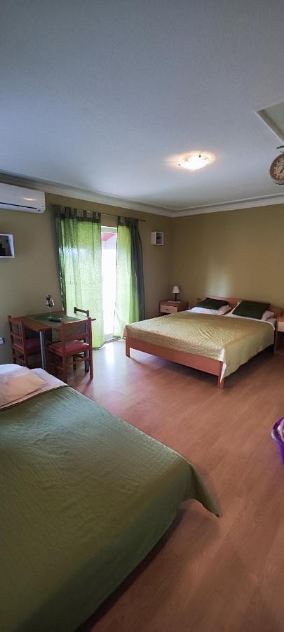 Guest House Karlo Bibinje Kültér fotó
