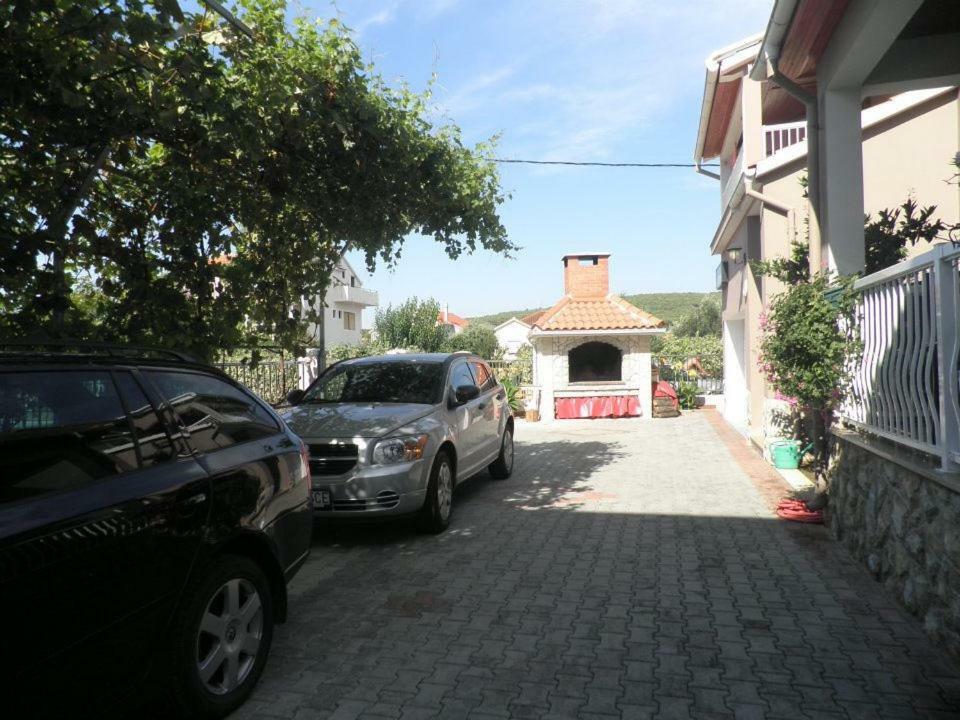 Guest House Karlo Bibinje Kültér fotó