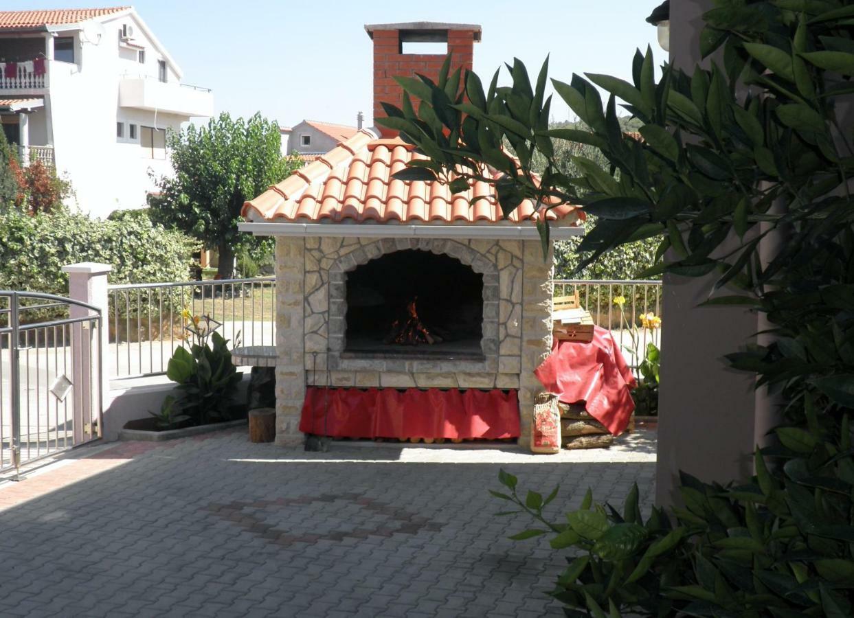 Guest House Karlo Bibinje Kültér fotó